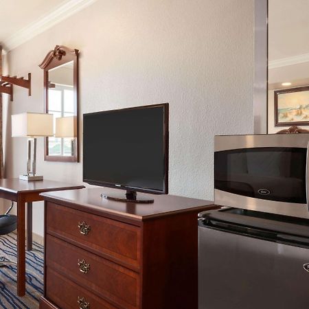 Days Inn By Wyndham Eureka Ca Eksteriør bilde