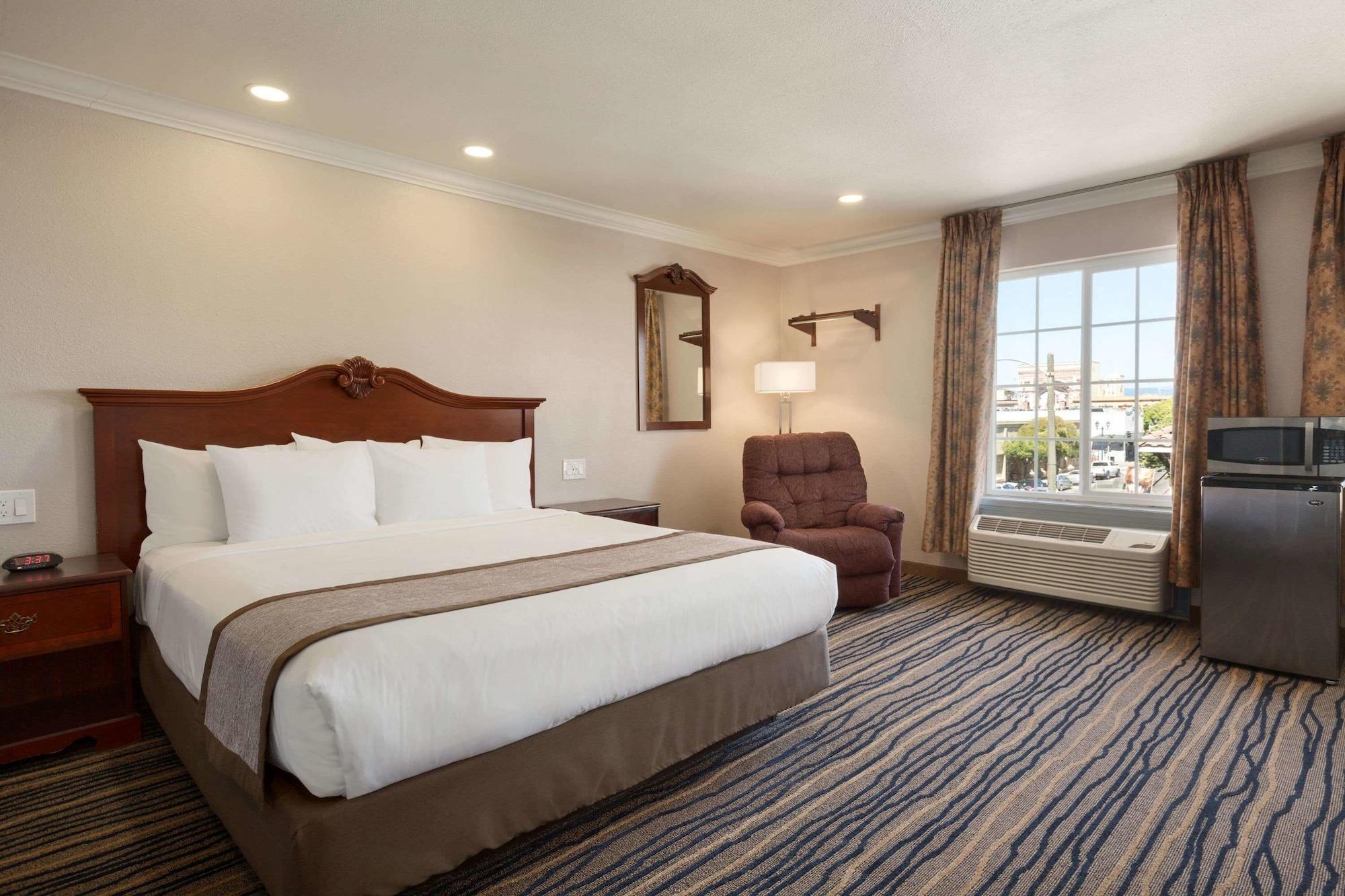 Days Inn By Wyndham Eureka Ca Eksteriør bilde